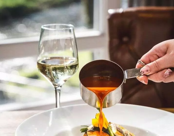 Dunadry Hotel And Gardens