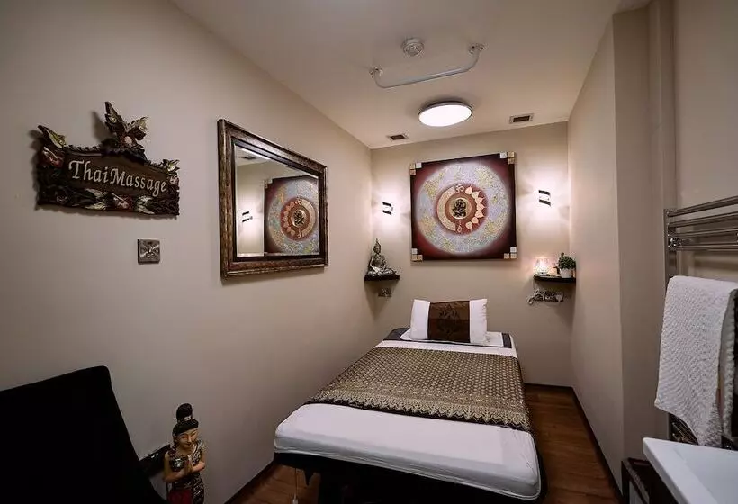 Dunadry Hotel And Gardens