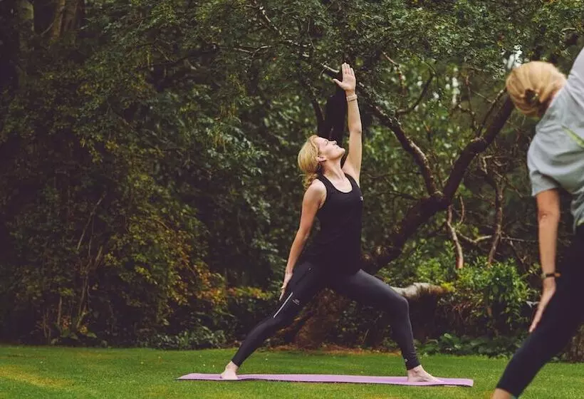 Dunadry Hotel And Gardens