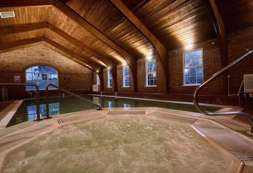 Dunadry Hotel And Gardens