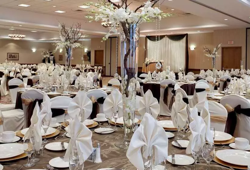 هتل Embassy Suites By Hilton Anaheim South