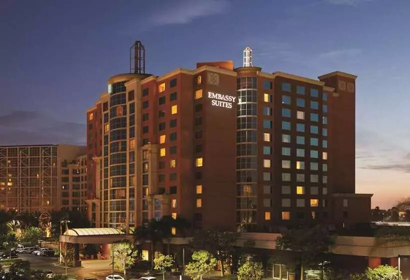 هتل Embassy Suites By Hilton Anaheim South