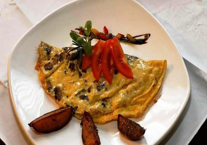 酒店 Garnish House