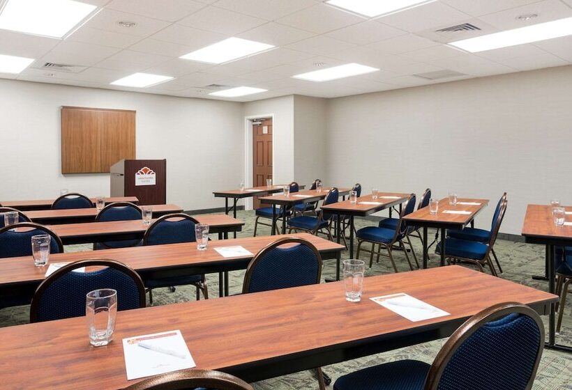 בית מלון כפרי Hawthorn Extended Stay By Wyndham Naples