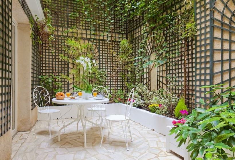 هتل Hôtel Beaubourg