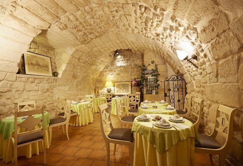 هتل Hôtel Beaubourg