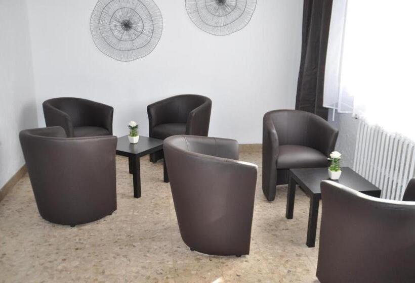 هتل Hôtel Saint George