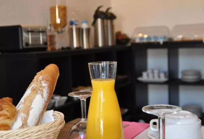 Szálloda Hôtel Saint George