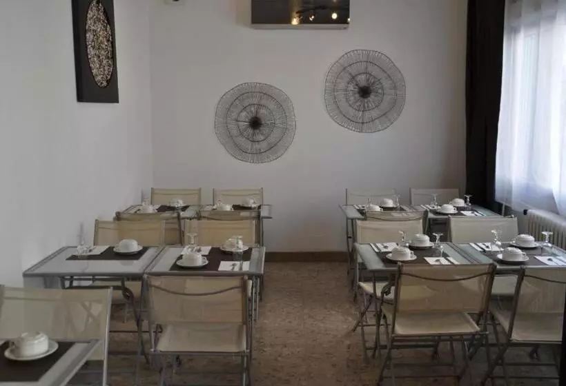 Szálloda Hôtel Saint George