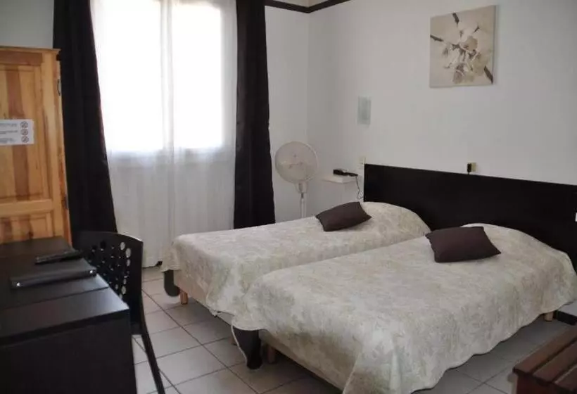 Szálloda Hôtel Saint George