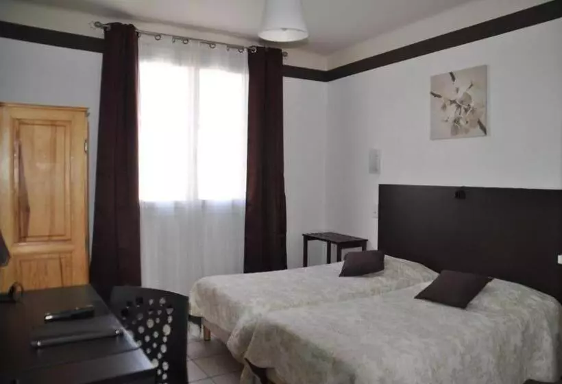 Szálloda Hôtel Saint George