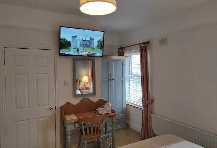 هتل Kilkenny House Boutique