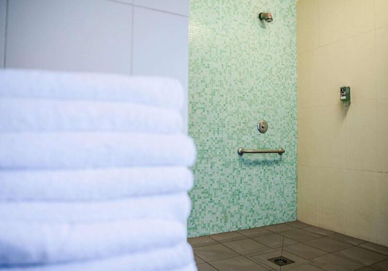 Hotelli Mercure Dinan Port Le Jerzual