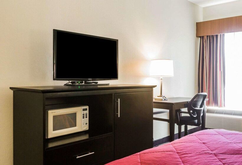 Otel Quality Inn & Suites Near Coliseum And Hwy 231 North