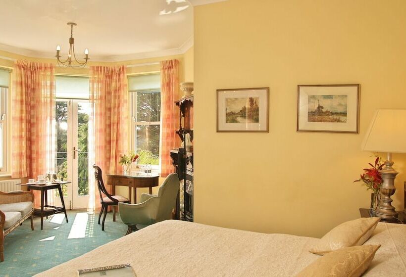 בית מלון כפרי Seaview House