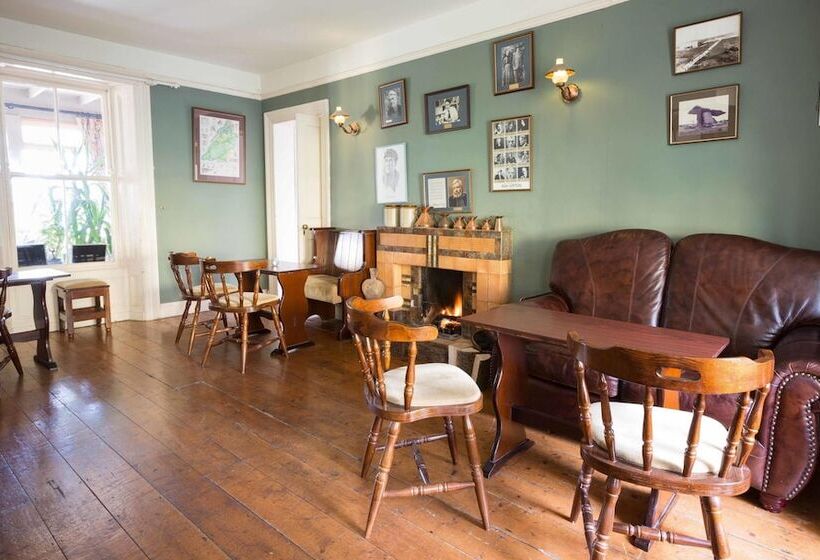 Sheedys Boutique Hotel & Restaurant