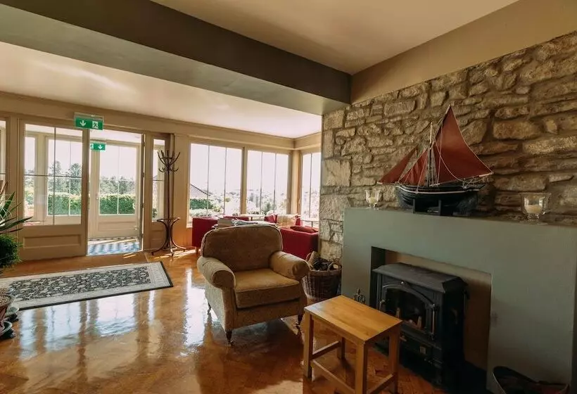 Sheedys Boutique Hotel & Restaurant