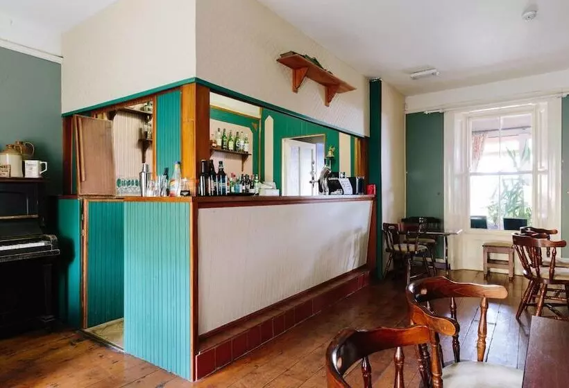 Sheedys Boutique Hotel & Restaurant