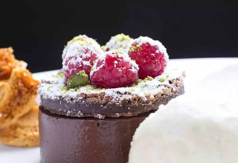 Sheedys Boutique Hotel & Restaurant