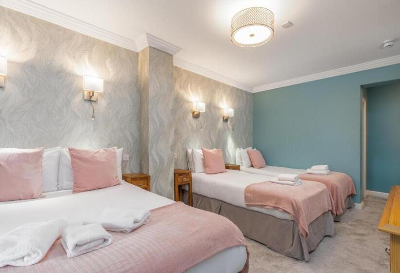 هتل Troysgate House