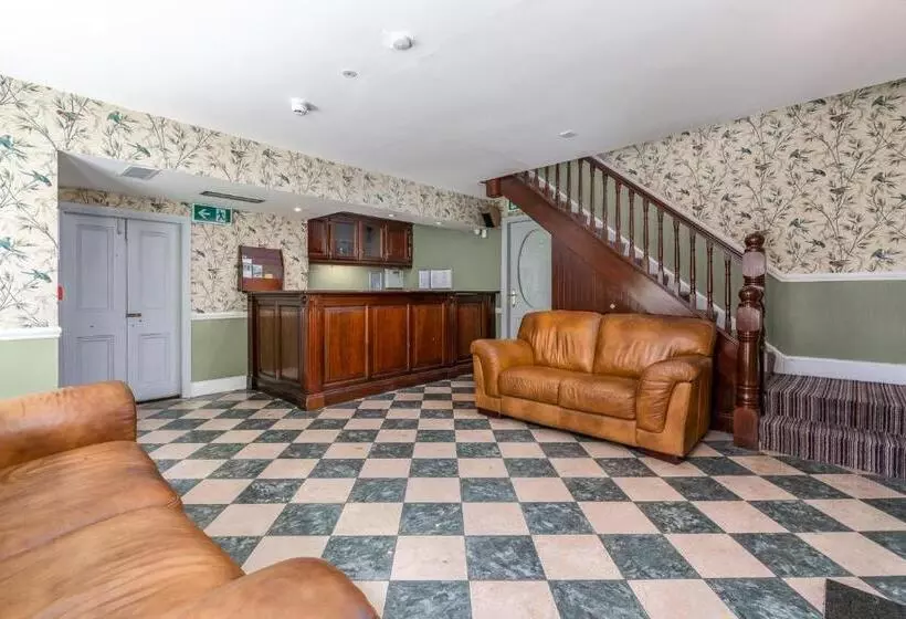 فندق Troysgate House