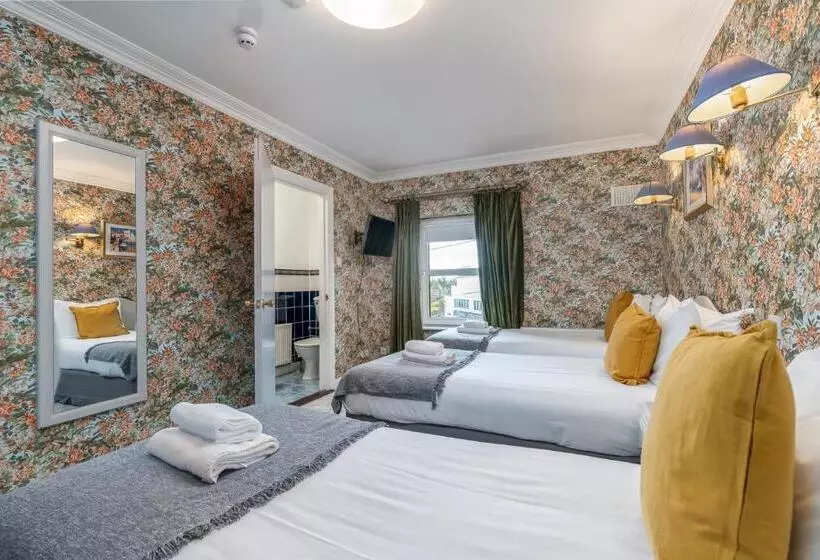 فندق Troysgate House