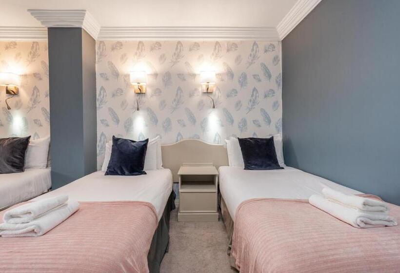 هتل Troysgate House