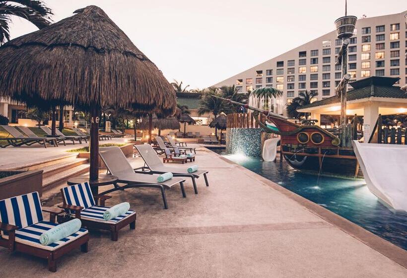 استراحتگاه Iberostar Selection Cancún