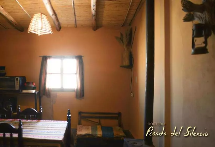 Retkeilymaja Posada Del Silencio