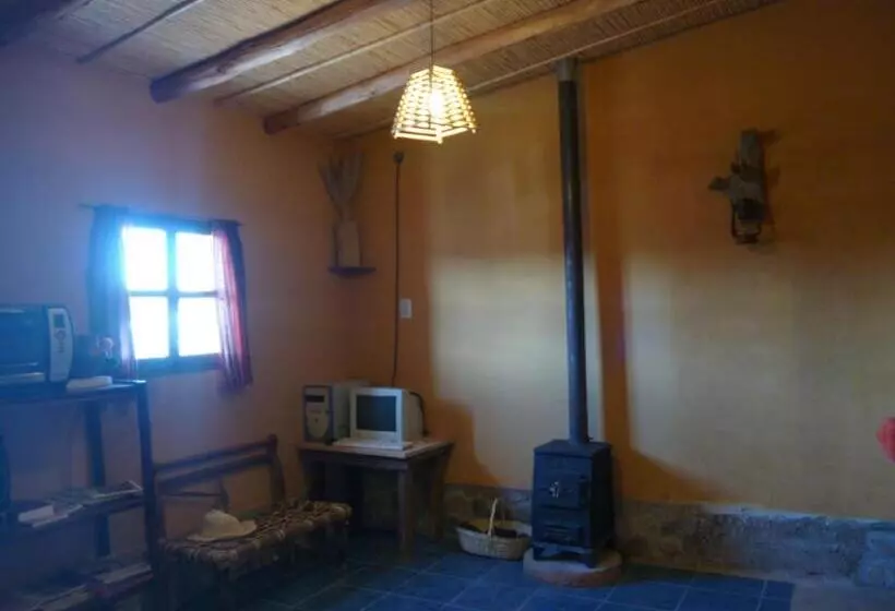 Retkeilymaja Posada Del Silencio