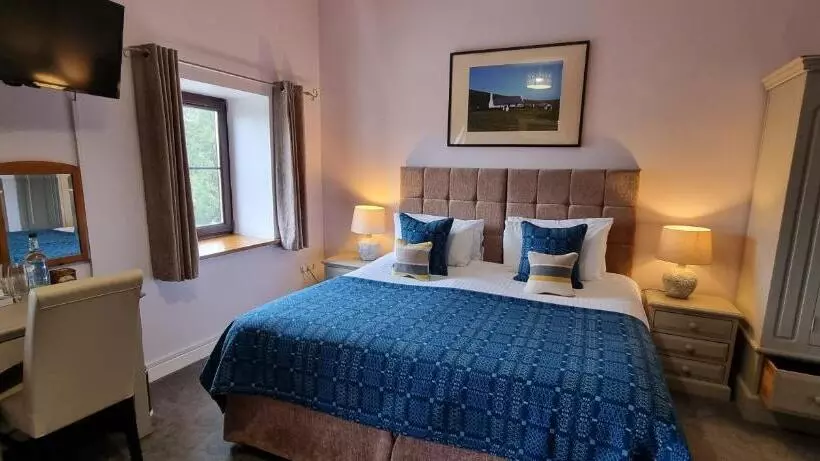 Aamiaismajoitus (B&B) Llety Cynin