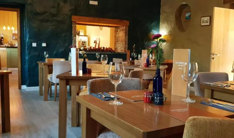 Aamiaismajoitus (B&B) Llety Cynin