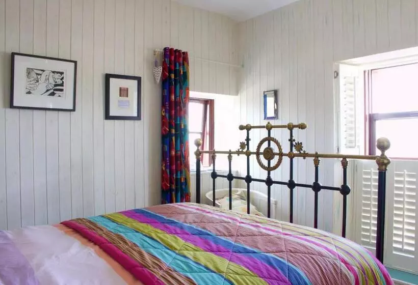 Aamiaismajoitus (B&B) Western House