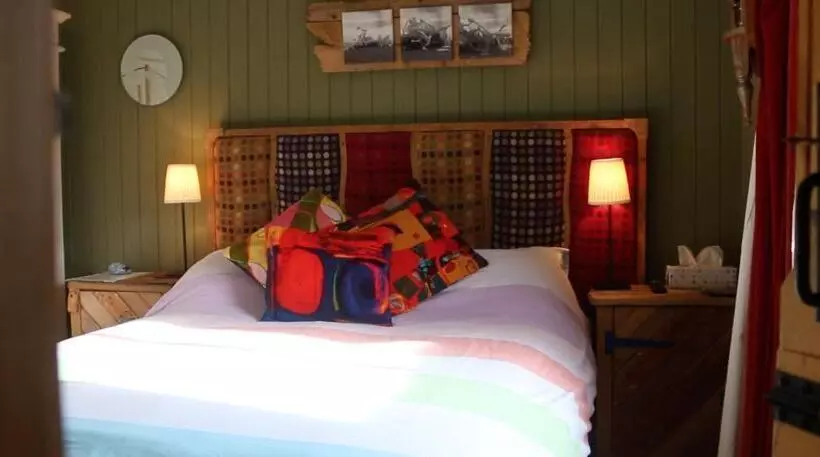 Aamiaismajoitus (B&B) Western House