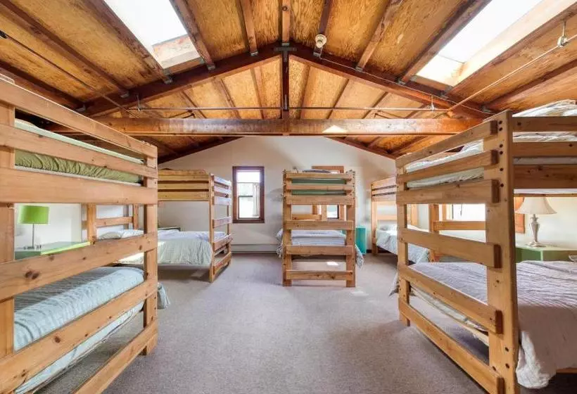 Hi Point Reyes Hostel