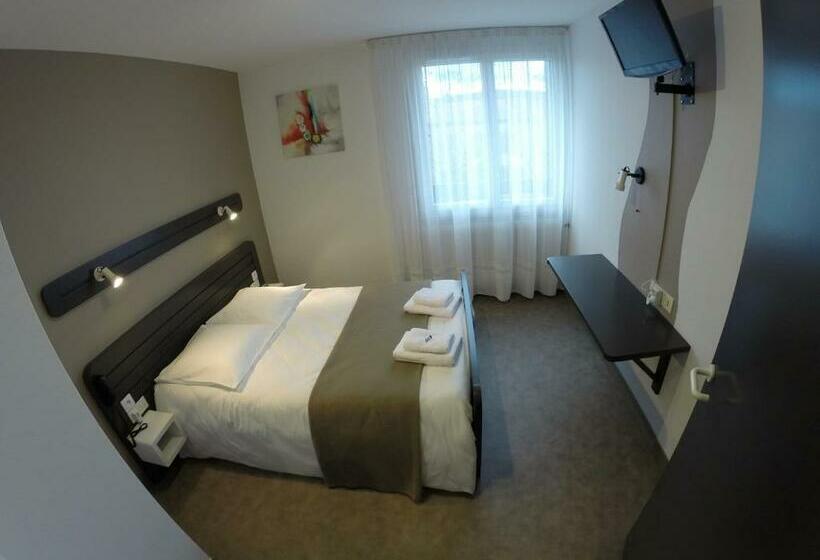 فندق Hôtel Les Rives D'allier