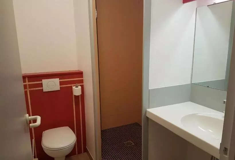 Hotelli Hôtel Les Rives D'allier