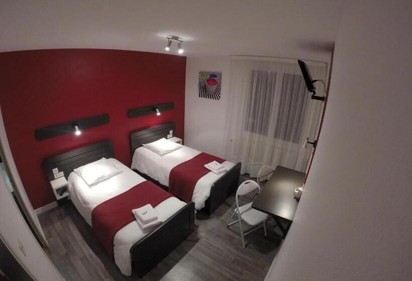 فندق Hôtel Les Rives D'allier