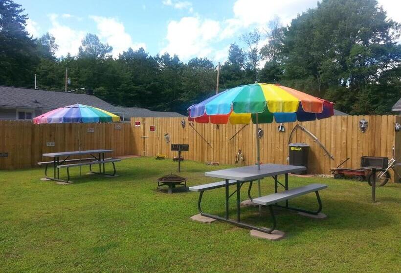 מוטל Paradise Resort Saratoga