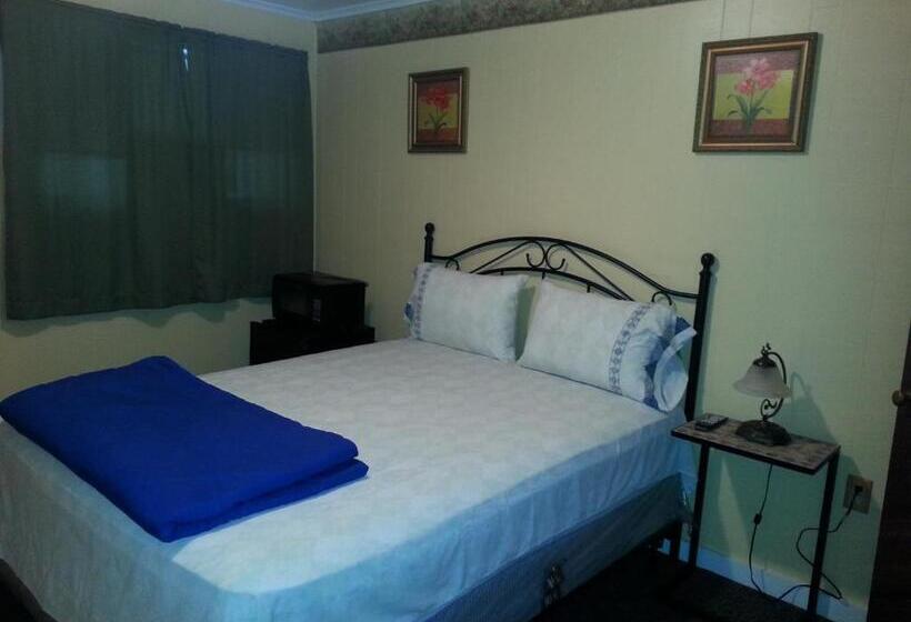 מוטל Paradise Resort Saratoga