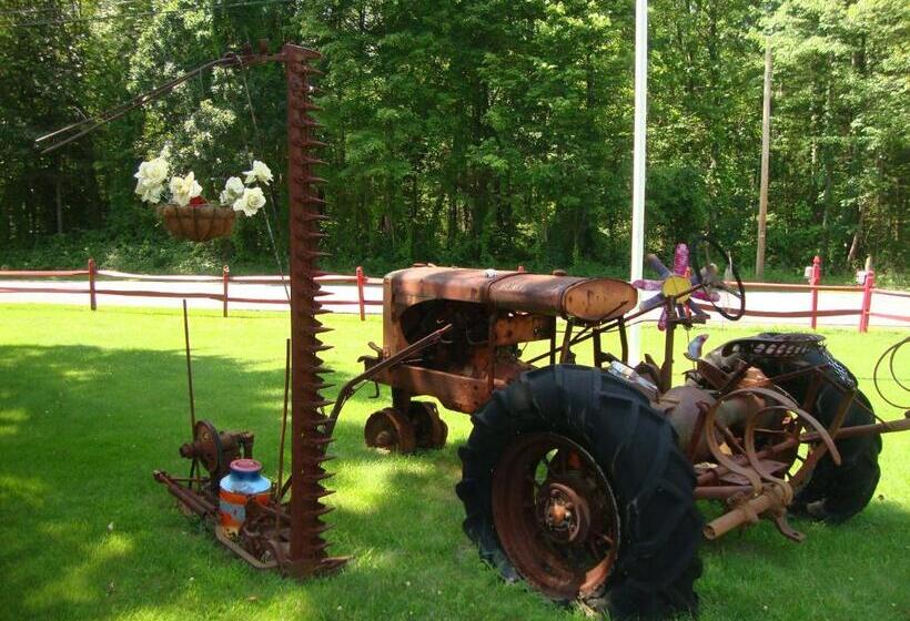 מוטל Paradise Resort Saratoga