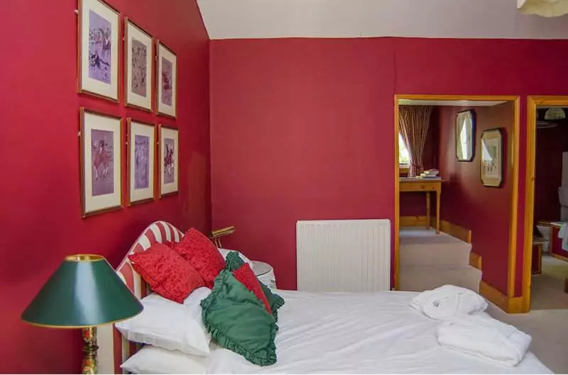 Nutgrove House Luxury B&b