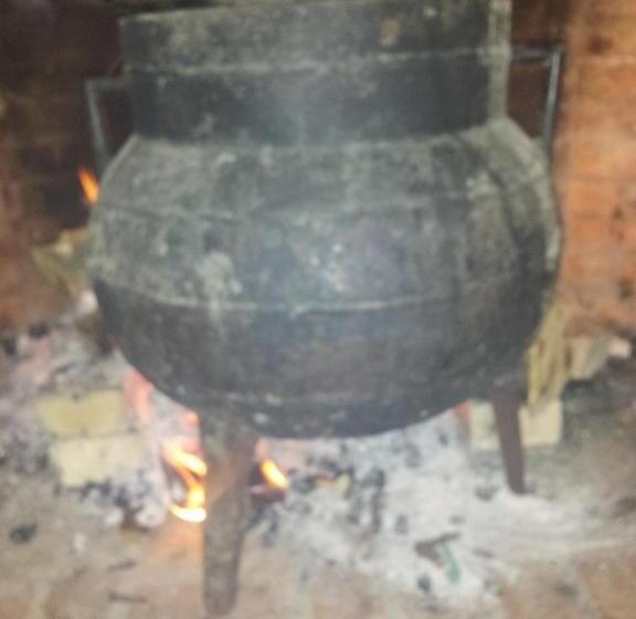 بنسيون Casa Do Escoivo