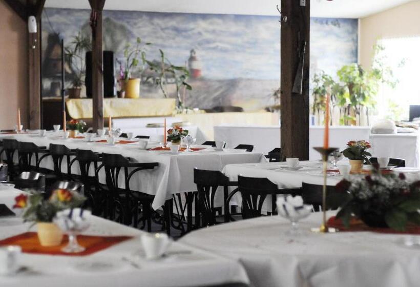 ペンション Reitanlage Plath