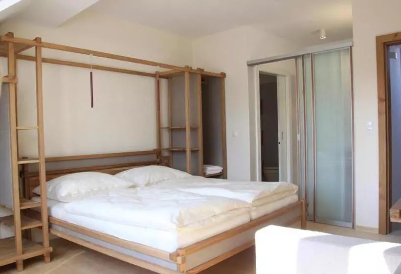 Majatalo Weingut Familie Bauer