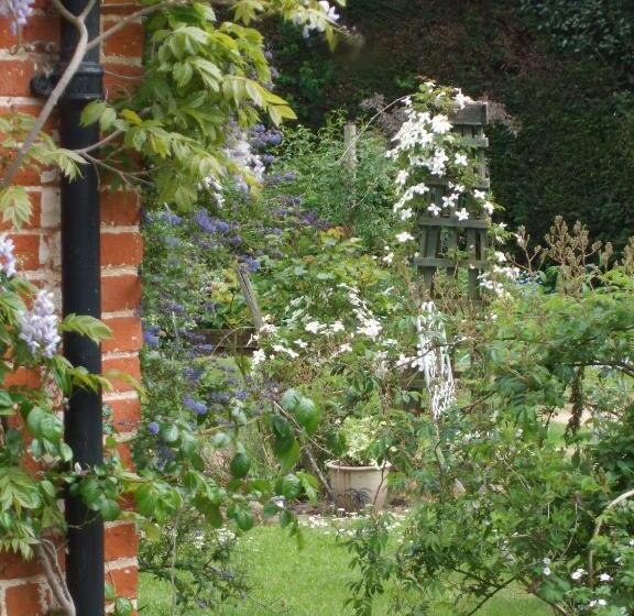 The Old Vicarage Bed And Breakfast