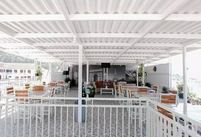 Retkeilymaja Villa Tiara By Oyo Rooms