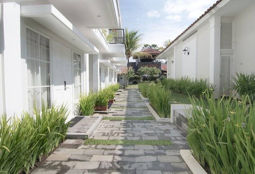 בית מלון כפרי Sevilla Resort Magelang