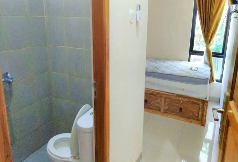 פנסיון Comfy Tower House