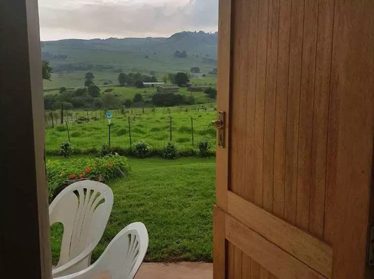 Piccadilly Farm Cottages